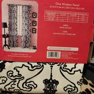 2 curtain panels black and white 84 in
